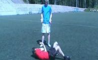Cum simuleaza Cristiano Ronaldo, Gerrard, Drogba&nbsp;sau Rivaldo! VIDEO