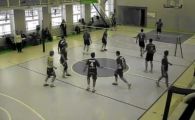 
	VIDEO / Cea mai TARE lovitura de la volei... mingea a ajuns in cosul de baschet!
