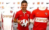 
	FOARTE TARE! Cum s-a ales Andrei Cristea cu numarul 40 pe tricou in Germania :))
