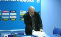 
	MAI TARE ca prezentarile lui Becali de la palat! Fara jucatori si traducere din romana in romana la Craiova! :))
