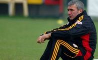 
	Hagi, atacat din toate partile! "Cum sa spun ca Hagi e mare antrenor, cand vede toata lumea ca nu are treaba cu meseria asta!"
