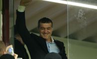 
	Becali IA LA MISTO Galatiul: "E o echipa de doi lei! Cum sa termine astia pe 1? Sunt niste terminati, LE DAM MANITA!" :))

