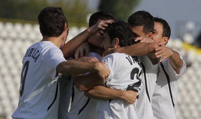 
	Iancu: "Cand primesc gol simt ca batem!" Care sunt cei 3 jucatori pe care Iancu ii vrea din vara:
