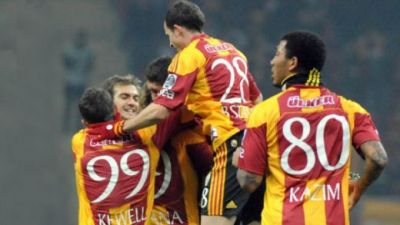 
	Stancu va juca langa 'Zidane'! Ce supertransfer pregateste Galatasaray dupa plecarea lui Hagi:
