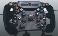 
	De ce are volanul de F1 20 de butoane si ce face fiecare dintre ele VIDEO
