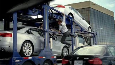 
	VIDEO: Fanii BMW au innebunit! Aproape ca-si dau viata pentru un A4 sau pentru un Q5!
