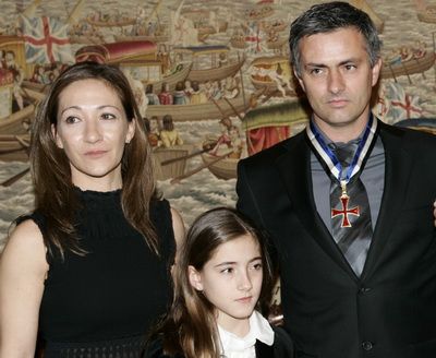 
	In sfarsit, recunoaste! Exista cineva mai bun, mai destept si mai frumos decat el! EA este The Special One:
