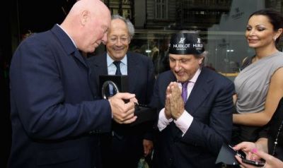 
	VIDEO: Hublot a inaugurat ceasul de lux Nastie Bang! Vezi cum arata bijuteria de 65.900 de lei! 
