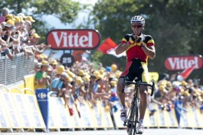 
	Belgianul Philippe Gilbert a castigat prima etapa din Turul Frantei! Vezi ce a patit Contador!
