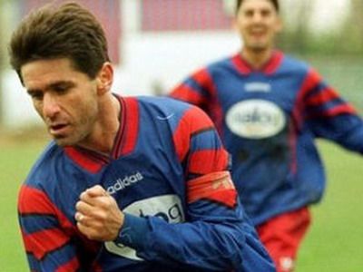 
	1994, AN INCREDIBIL pentru Steaua! Lacatus si Dumitriu au castigat prima Supercupa, apoi au dus echipa in Champions League!
