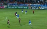 
	VIDEO: Ronaldinho, in forma DE ZILE MARI! Super-preluare si pasa de gol pentru un fost jucator al lui Fenerbahce! Vezi faza
