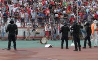 
	RAZBOI intre fanii lui Dinamo si actionari! Ce mesaje DURE au afisat suporterii la meciul cu Otelul si pe cine au aplaudat!

