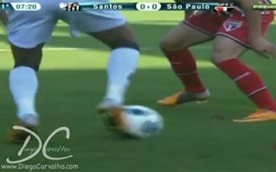 
	Inca o dovada ca Neymar e de pe alta planeta! Si-a facut adversarii praf cu driblingurile de extraterestru! VIDEO SENZATIONAL
