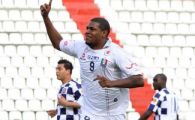 
	VIDEO SENZATIE! Cel mai GRAS jucator care a jucat vreodata la Steaua a reusit doua goluri si o pasa de gol in America de Sud!

