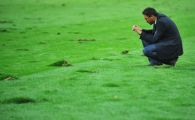 
	Incredibil! Un tupeu mai mare decat gaurile din gazon: "Nu v-am facut stadion sa jucati fotbal pe el!!!"
