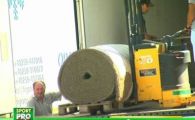 Gropile de pe National Arena sunt ISTORIE! Noul gazon a fost montat in timp record!