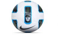 
	Fanii lui Everton au FURAT mingile de antrenament ale echipei adverse! Jucatorii de la Wigan s-au antrenat cu suturi imaginare :)
