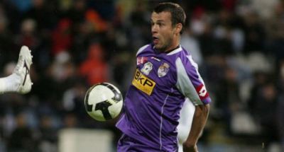 
	Lui Goga nu-i pasa de Steaua: are contract cat TOATA liga a 2-a! A dat iar gol pentru Poli! Poli 2-1 Severin
