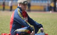 
	Mitica il sustine si el cum poate pe Piturca, chiar daca ii jigneste pe fani: "Prostii care habar nu au de fotbal spun ca trebuia sa atacam Franta"
