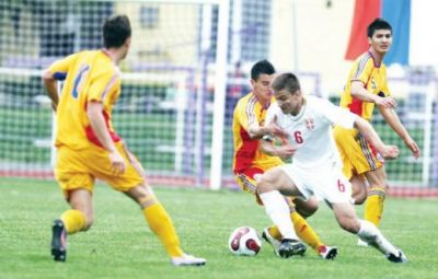 
	Inca o generatie RATATA! Dupa egalurile cu Kazahstan, Franta s-a distrat cu echipa lui Sandoi! Romania 0-2 Franta
