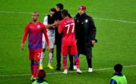 
	FOTO: Razvan i-a ridicat de jos pe rapidisti! Stelistii au facut coada sa fie si ei imbratisati de Razvan! Reactia dura a fanilor: 
