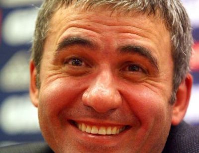 Superinterviu Hagi: "Ma bucur ca a fost asa cum am zis eu, ca Steaua n-a mai castigat nimic!" Ce-i promite lui Gigi, pentru VARA 2012 Superinterviu Hagi: "Ma bucur ca a fost asa cum am zis eu, ca Steaua n-a mai castigat nimic!" Ce-i promite lui Gigi, pentru VARA 2012