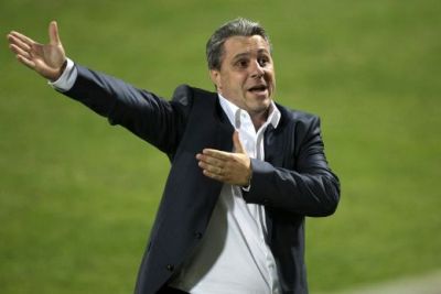 
	Sumudica si-a gasit echipa! A semnat pe doi ani cu FC Brasov! "Va garantez ca batem Rapidul!"
