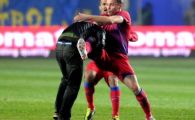
	Steaua si-a castigat locul in istorie! Fanii i-au cerut tricoul lui Martinovici! Ce raspuns le-a dat jucatorul:
