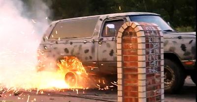 
	VIDEO: Ce dement ! Aproape ca&nbsp;&nbsp;i-&nbsp;a luat masina foc de la un burnout&nbs