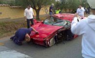 FOTO: Lovit de ghinion chiar in ziua nuntii! Cel mai ghinionist mire a facut ZOB un Ferrari de 150.000 euro!