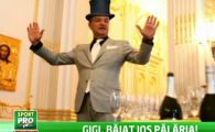 
	Nu trageti! Sunt eu, Lascarica! Becali a plecat la Bruxelles aranjat ca pentru Hollywood! Ce look a adoptat pentru Parlamentul European:
