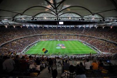 
	Asta ar fi imaginea SECOLULUI in Romania: Bute sa se lupte pentru unificarea centurilor cu 80.000 de romani pe National Arena! Cine vrea sa sponsorizeze gala SF de 10 mil. euro!
