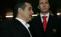 
	MM ataca Steaua: "E nevoie de dictatura la echipa!" Cum incearca sa-l convinga pe Gigi sa-l aduca inapoi si motivul pentru care vrea sa se intoarca:
