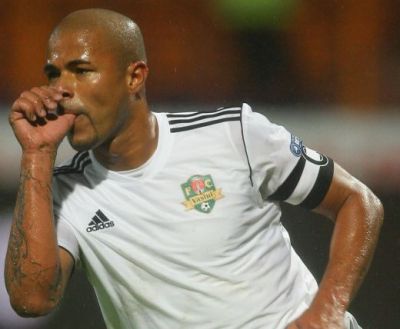 
	"Wesley la Steaua? Poate sa plece cu o singura conditie!" Cum a reactionat Porumboiu cand a aflat cum vrea Steaua sa-i ia golgeterul
