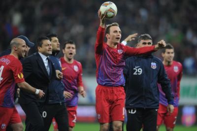 Schalke joaca pentru Steaua la Haifa! "Ne-au promis ca mergem impreuna in Primavara!" 55.000 ocupa National Arena
Schalke joaca pentru Steaua la Haifa! "Ne-au promis ca mergem impreuna in Primavara!" 55.000 ocupa National Arena