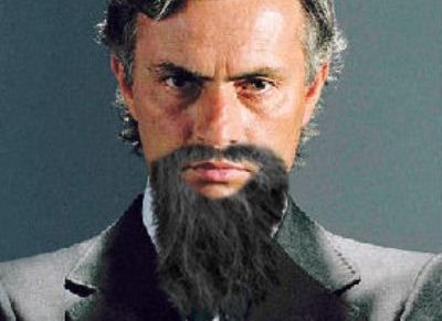 Asta este cel mai SFANT lucru din cariera lui Mourinho! Nici tactica la Real - Barcelona nu e mai importanta :)
 
 Asta este cel mai SFANT lucru din cariera lui Mourinho! Nici tactica la Real - Barcelona nu e mai importanta :)