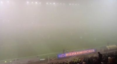 In Italia s-a jucat meciul pe care nu l-a vazut NIMENI! Imagini UNICE filmate din tribuna:
In Italia s-a jucat meciul pe care nu l-a vazut NIMENI! Imagini UNICE filmate din tribuna: