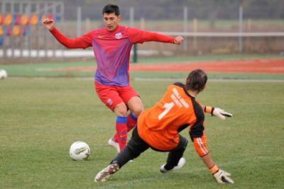 Porumboiu AMANA transferul lui Florin Costea la Vaslui! De ce ar putea sa PICE mutarea atacantului de la Steaua!
 
 Porumboiu AMANA transferul lui Florin Costea la Vaslui! De ce ar putea sa PICE mutarea atacantului de la Steaua!