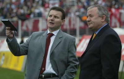 
	RAZBOI in Liga I! Porumboiu anunta: "Zotta a incercat sa CORUPA patru jucatori de la Vaslui inaintea meciului cu Rapid!"

