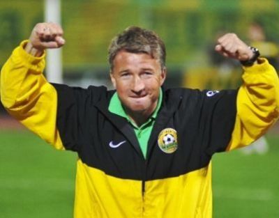 
	Daca Steaua nu l-a luat, il transfera Dan Petrescu: Da 2 milioane de euro pentru un atacant din Romania
