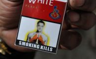 
	INCREDIBIL! John Terry apare pe pachetele de tigari din India! REACTIA capitanului lui Chelsea cand si-a vazut plamanii "distrusi":
