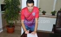 
	FOTO OFICIAL! Primele imagini cu Parvulescu la Steaua! Dupa ce si-a declarat dragostea pentru Dinamo, anunta: "Sunt sigur ca stelistii ma vor primi bine"

