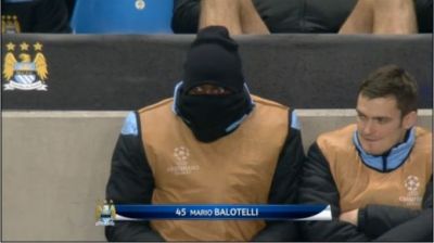 
	Nebunul cu inima de AUR! Gestul dupa care Balotelli a devenit mai popular ca Robin Hood la Manchester
