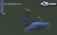 VIDEO Stefan Radu a scos penalty pentru Lazio in meciul cu Atalanta! Fostul dinamovist are capul SPART!