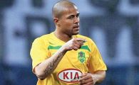 
	Il convinge Becali pe Wesley sa semneze cu Steaua?
