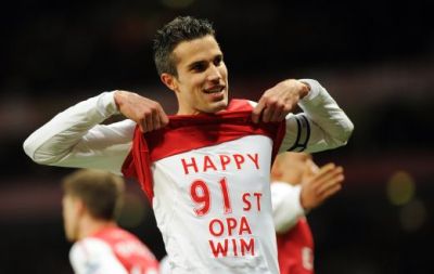 
	Meci INCREDIBIL in Cupa Angliei: Arsenal era condusa la pauza cu 2-0 de Aston Villa! In 6 minute stadionul a EXPLODAT! Vezi ce s-a intamplat
