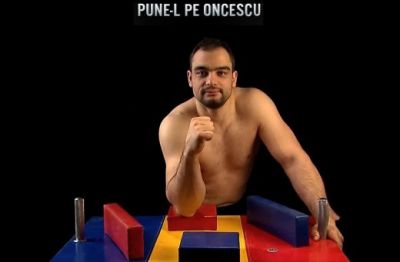 
	Oncescu a pus pana acum 43934 de oameni pe calculator: "Sunt victime sigure!" PUNE-L PE ONCESCU! Poti? Incearca aici:
