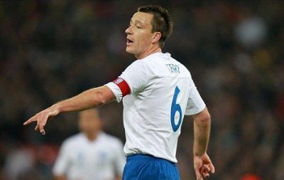 
	OFICIAL! Terry, considerat o RUSINE pentru Anglia! Capello l-a lasat din nou fara banderola si vrea sa se RETRAGA!
