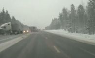 
	VIDEO Cel mai SOCANT accident din aceasta iarna! Un jeep, SPULBERAT la propriu de un camion pe sosea! Interzis sub 18 ani
