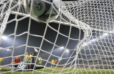 
 VIDEO SCOR INCREDIBIL: Dementa TOTALA in cel mai tare meci de fotbal din lume in acest weekend: s-a terminat 24-0!!!
